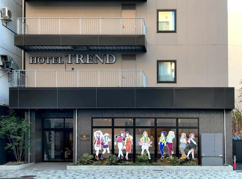 Facade/entrance
