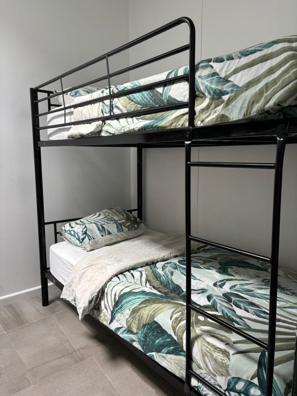 Bed, Bedroom, bunk bed