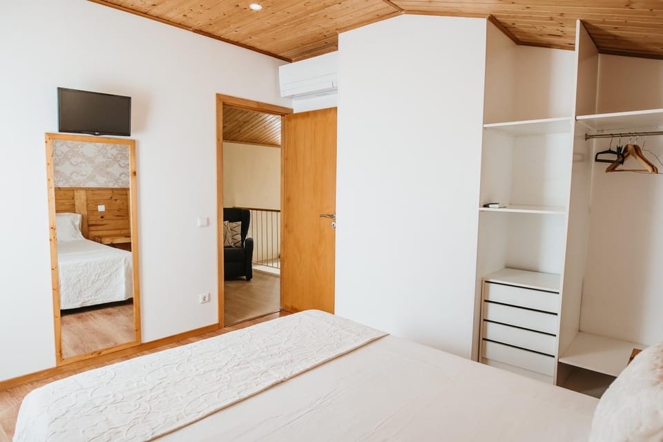 Decorative detail, Bedroom