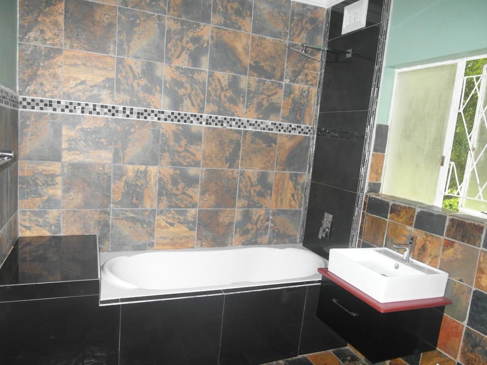 Lake Sands Manor Bed and Breakfast in KwaZulu-Natal