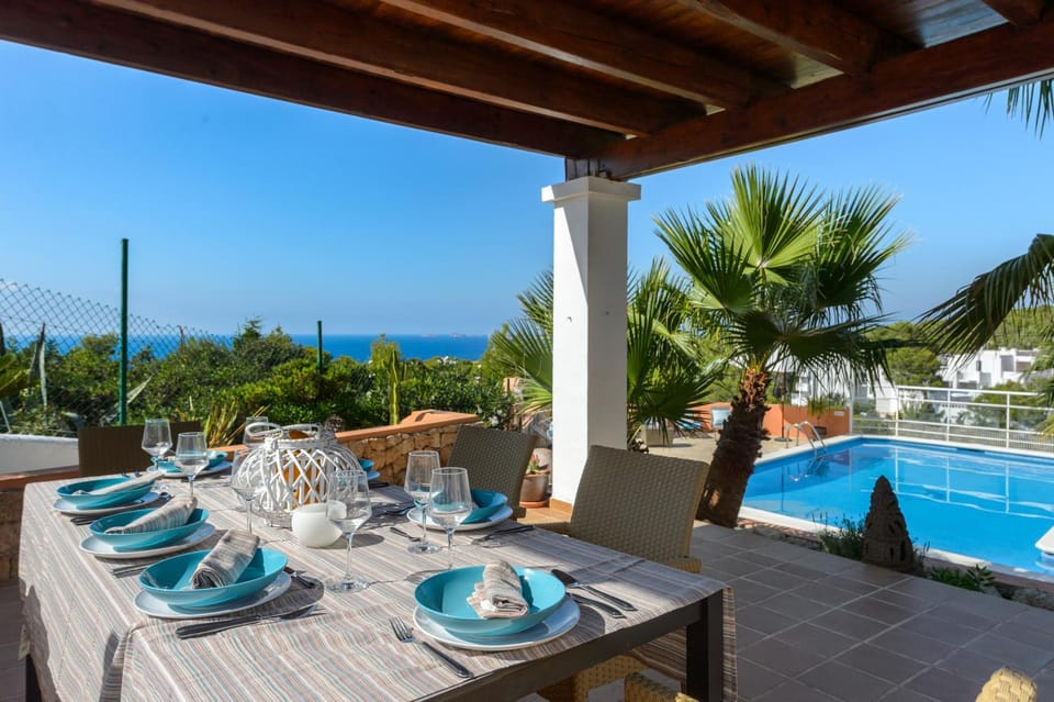 Pool view, Sea view, Swimming pool
