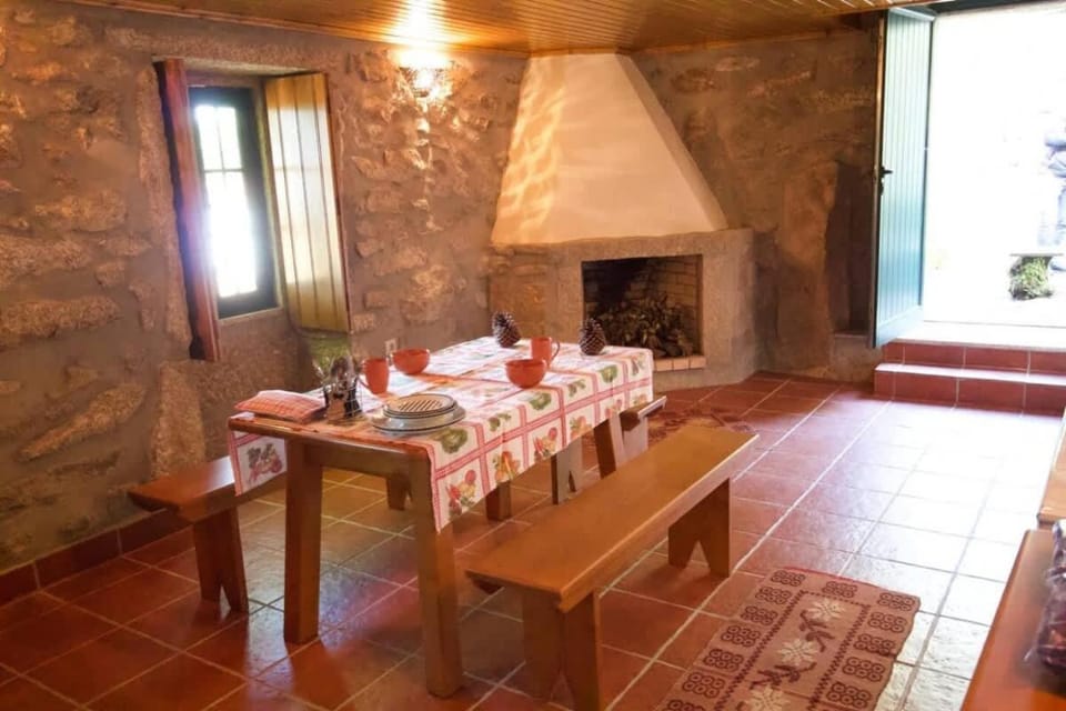 Casa da Eira- into the Nature House in Aveiro District, Portugal