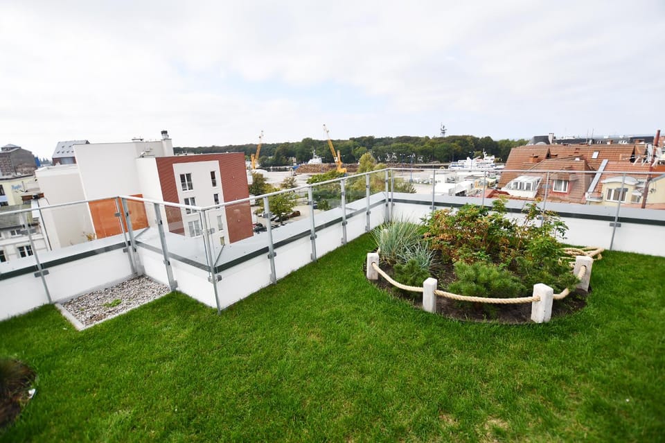 Apartament El Rojo z garażem Apartment in West Pomeranian Voivodeship, Poland