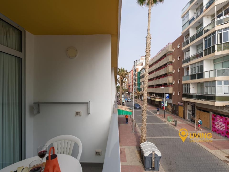View (from property/room), Balcony/Terrace, Balcony/Terrace, City view