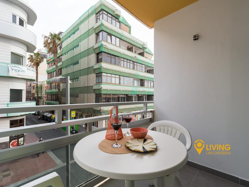 View (from property/room), Balcony/Terrace, Balcony/Terrace, City view