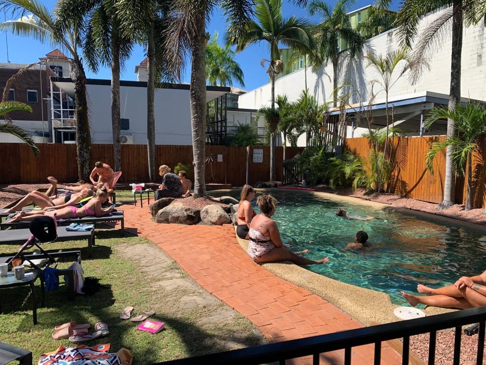 Swimming pool, sunbed