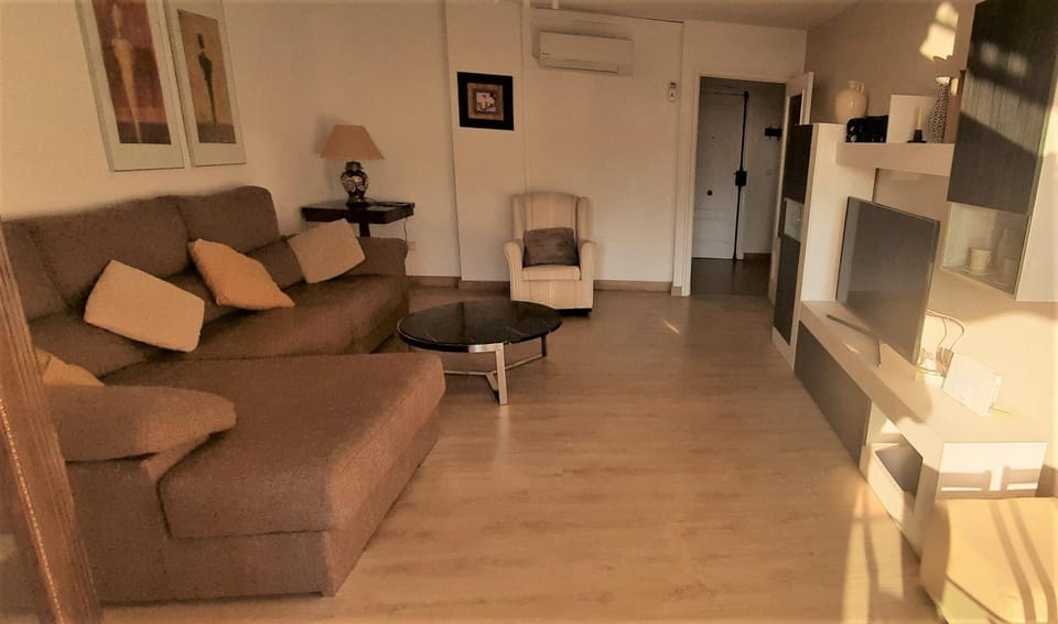 Living room, Lounge or bar