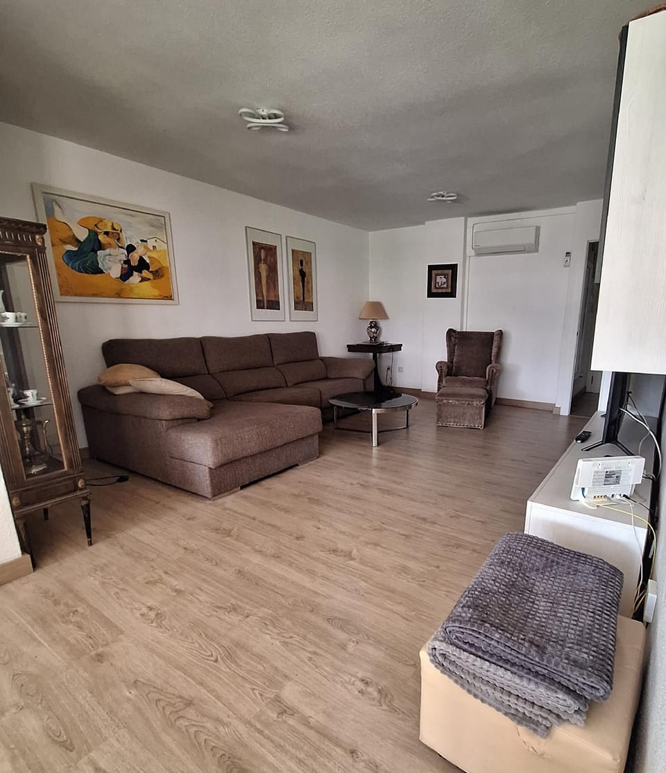 Living room, Lounge or bar