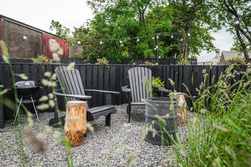 Black Knowe, Luxury Glamping Pods, Ballycastle Campground/ 
RV Resort in Northern Ireland
