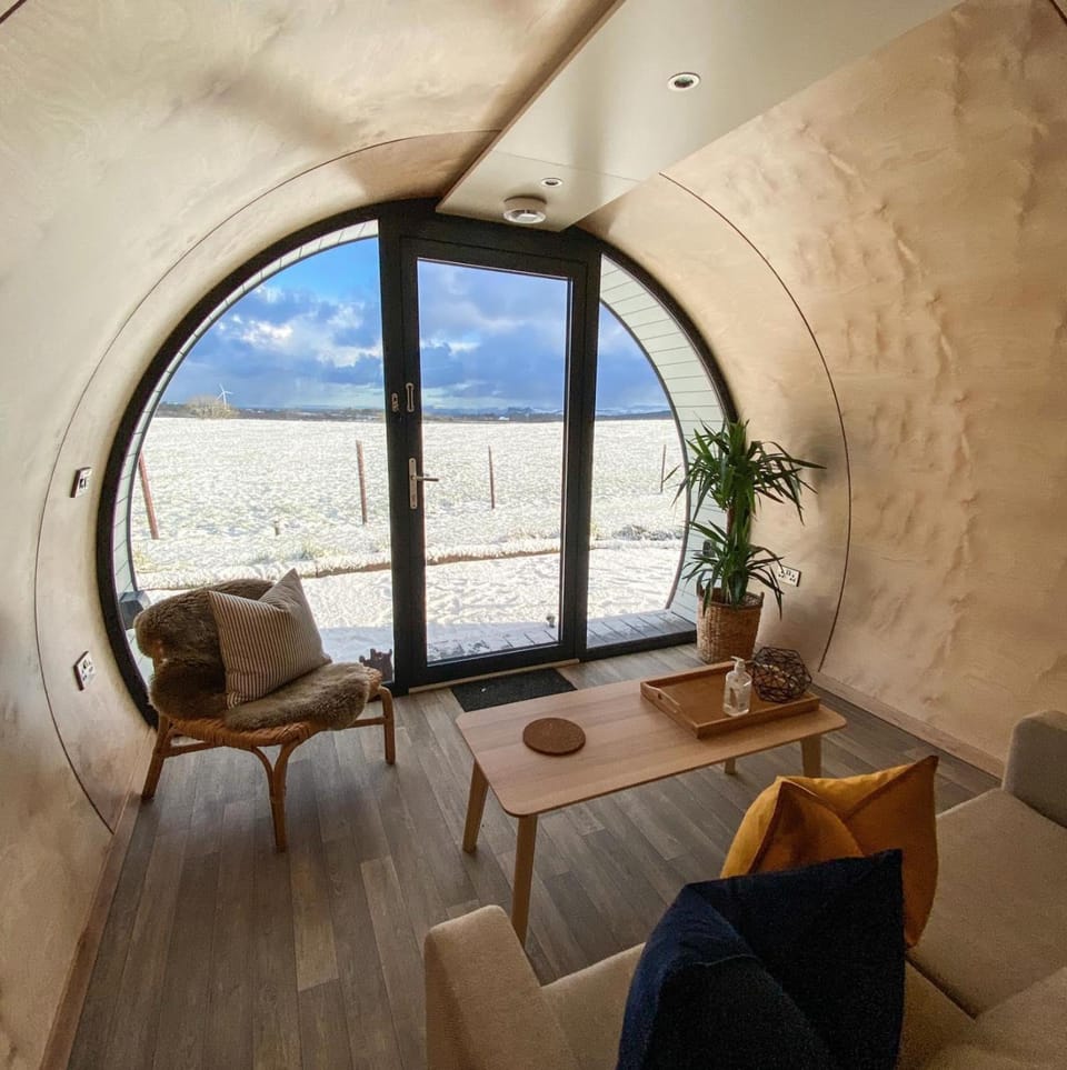 Living room, Seating area, Mountain view