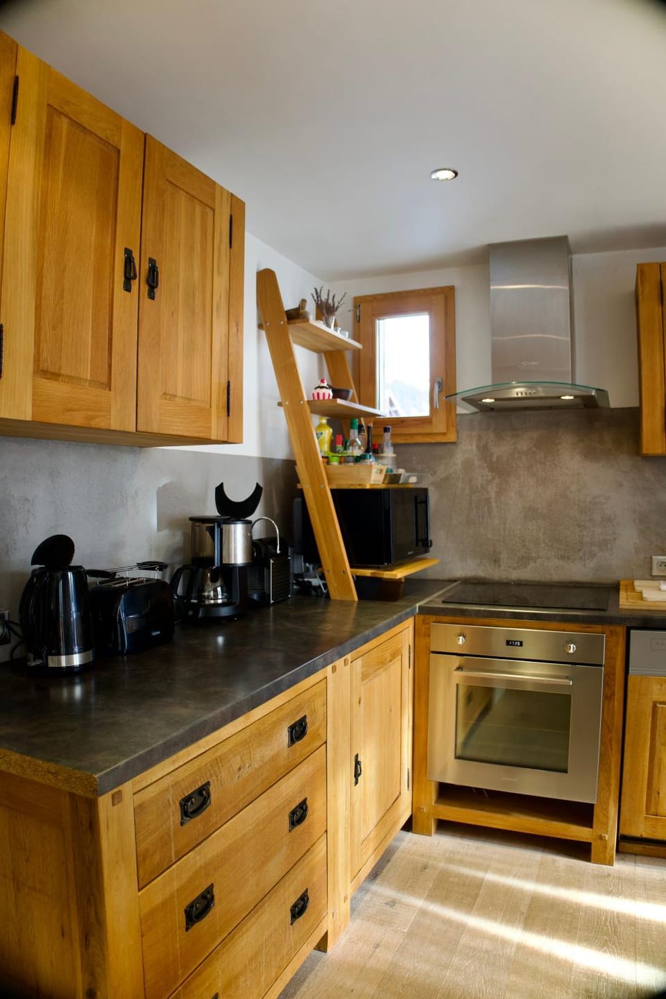 Communal kitchen, kitchen, kitchen