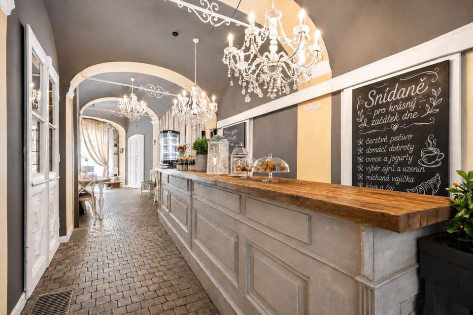 Lounge or bar