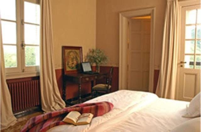Day, Photo of the whole room