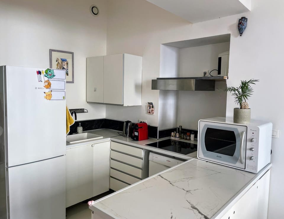 Coffee/tea facilities, Kitchen or kitchenette, dishwasher, minibar, pet friendly, stove