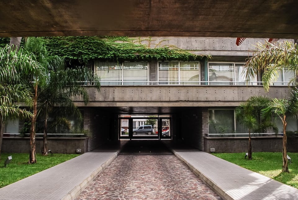Patio, Facade/entrance