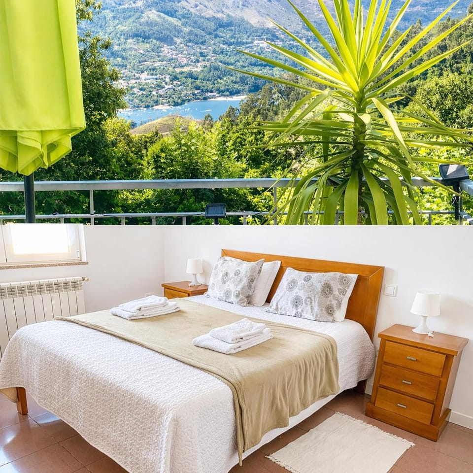 Spring, Natural landscape, View (from property/room), Balcony/Terrace, Bedroom, Lake view, Mountain view, River view, towels
