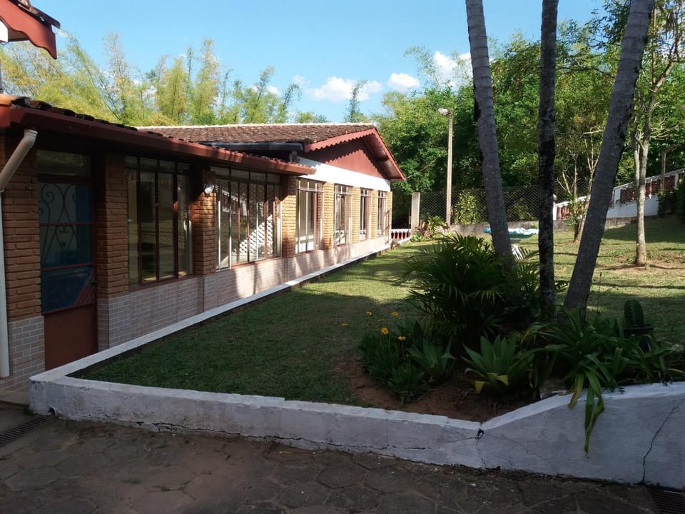 Meu pedacinho de chão House in State of São Paulo