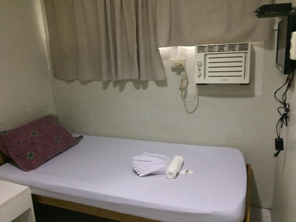 CrisFil's Lodge Incorporated Hotel in Dumaguete