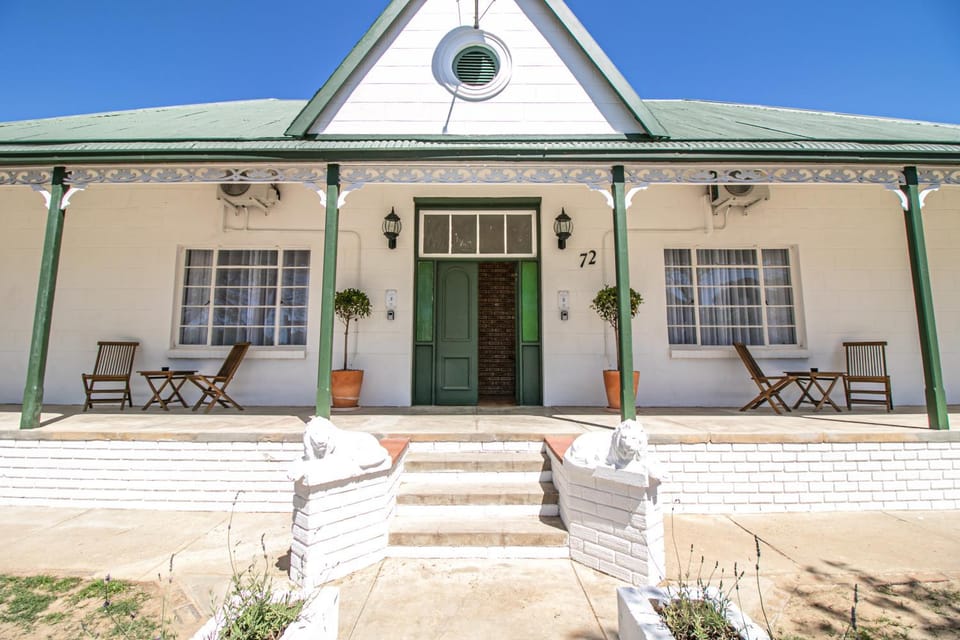 Patio, Facade/entrance, Balcony/Terrace