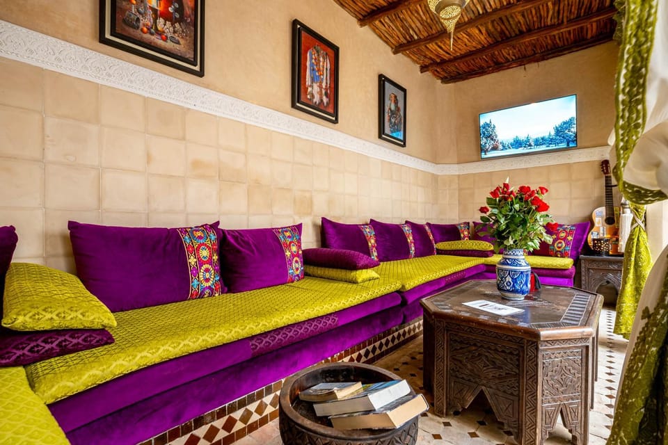 Seating area
