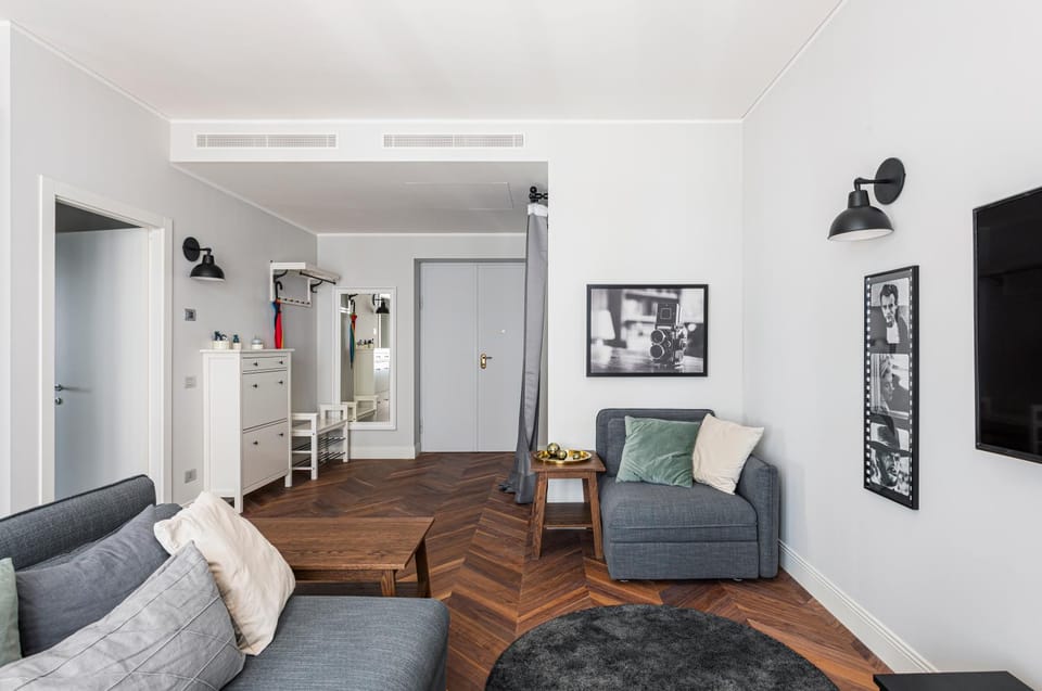Living room, Seating area