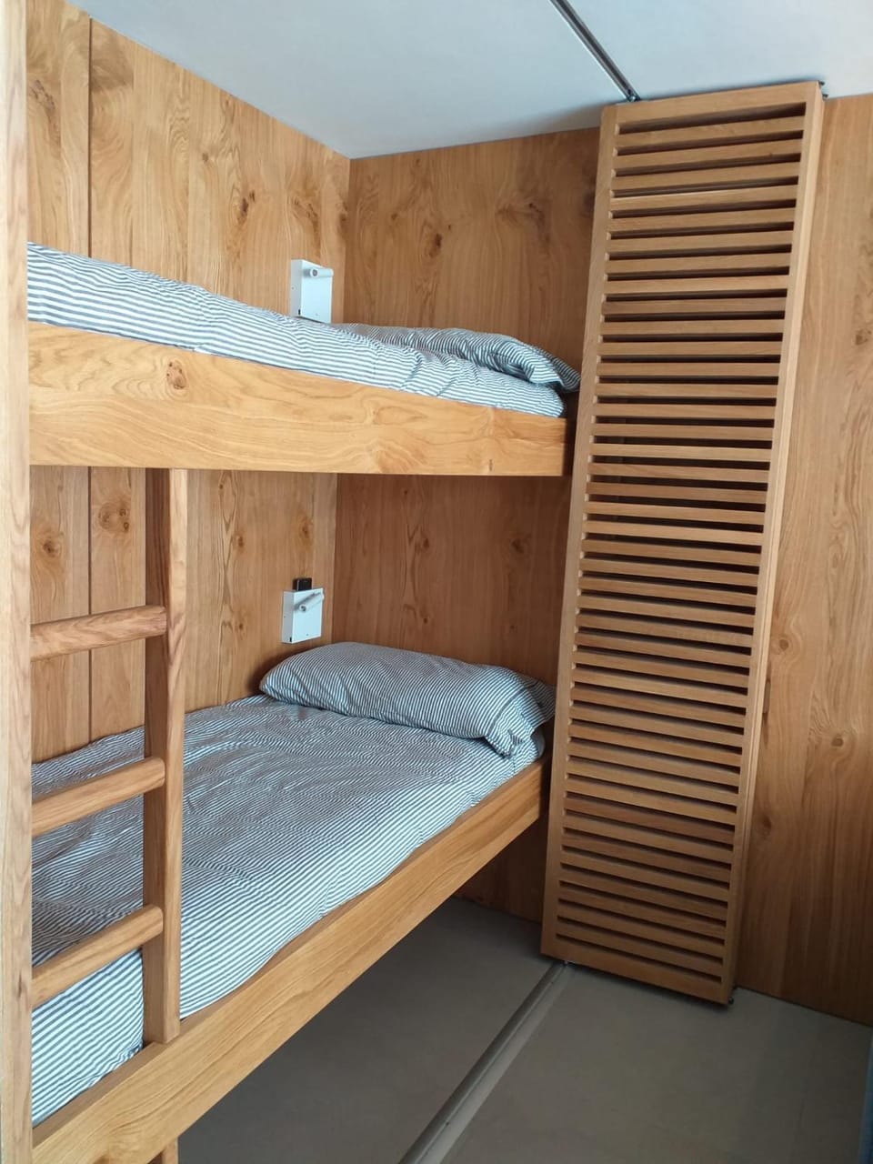 Bed, Bedroom, bunk bed