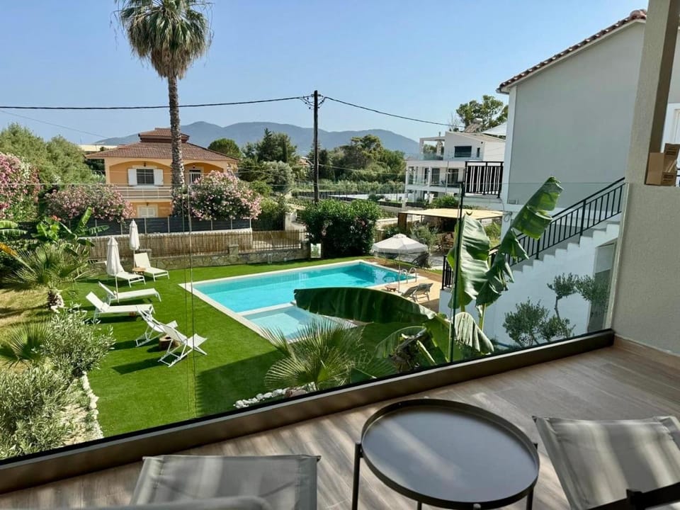 Garden view, Pool view, sunbed