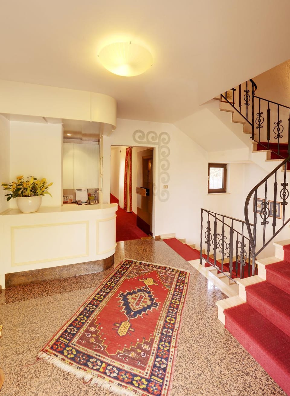 Lobby or reception, Lobby or reception