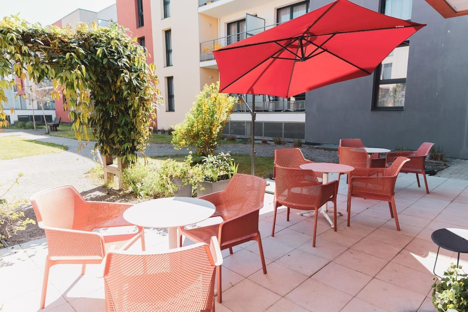 Patio, Garden, Balcony/Terrace