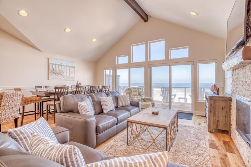 Beauty On The Beach House in Lincoln Beach