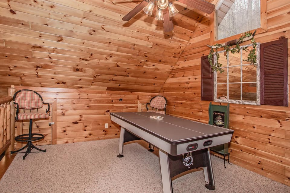 Alpine Joy Chalet in Sevier County