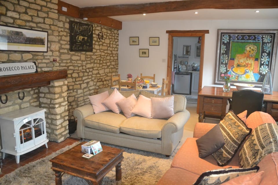 Living room, Photo of the whole room