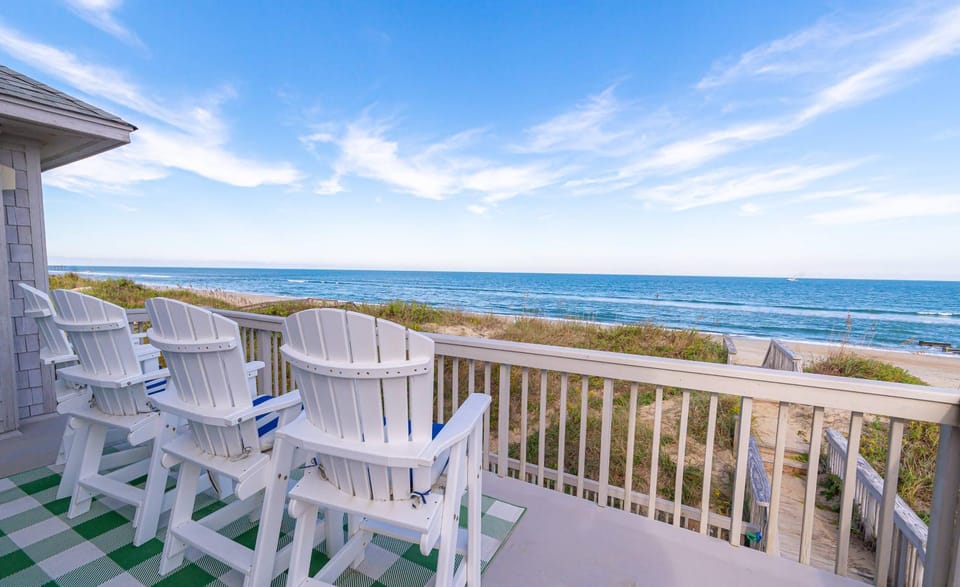 Looking Glass - Nags Head MP 12, Oceanfront, Ocean View, Pool, Hot Tub, Pets OK, Flex Stays House in Nags Head
