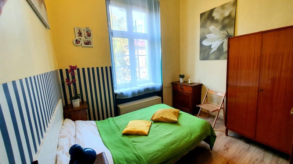 The apartment in strict city center. Self check-in Apartment in Krakow