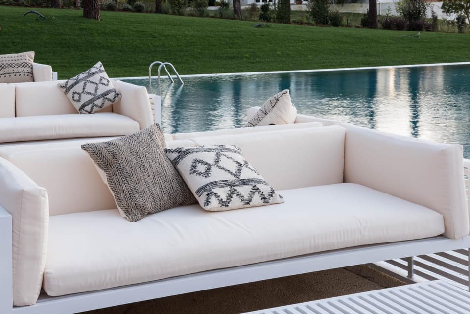 Patio, Off site, Day, Swimming pool