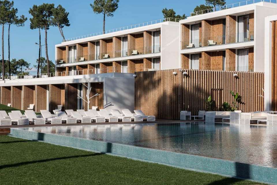 Off site, Garden, Swimming pool, Swimming pool