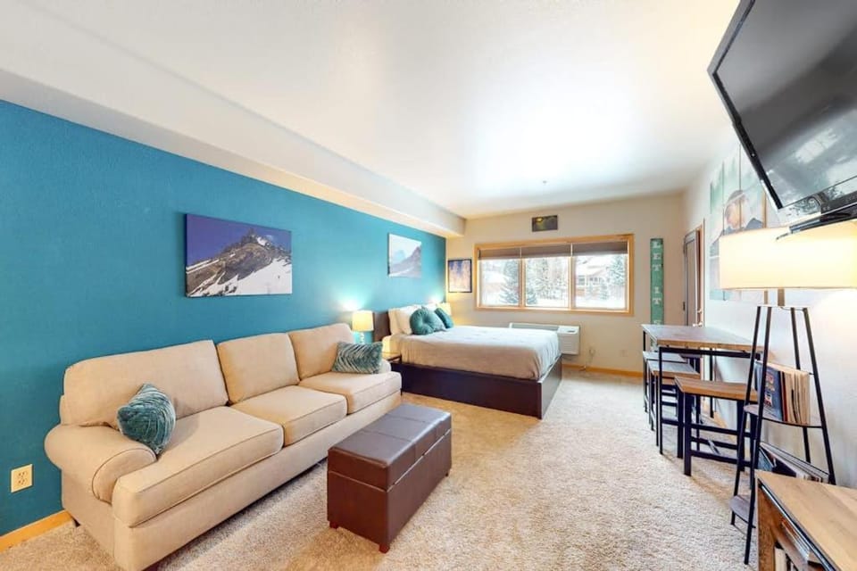 Gateway 5079 Apartment in Keystone