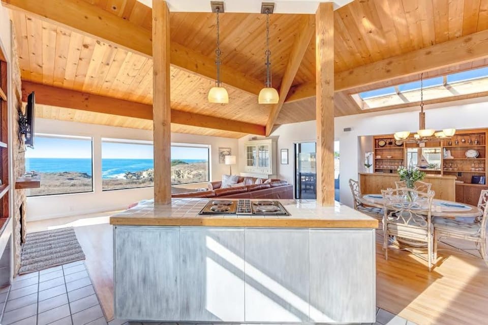 Del Mar Point House in Sonoma County