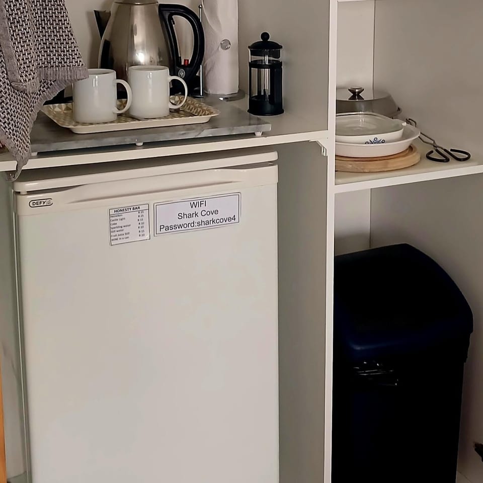 Shark Cove Little Cottage Apartment in Western Cape