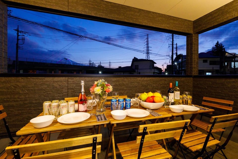View (from property/room), Balcony/Terrace, Dining area