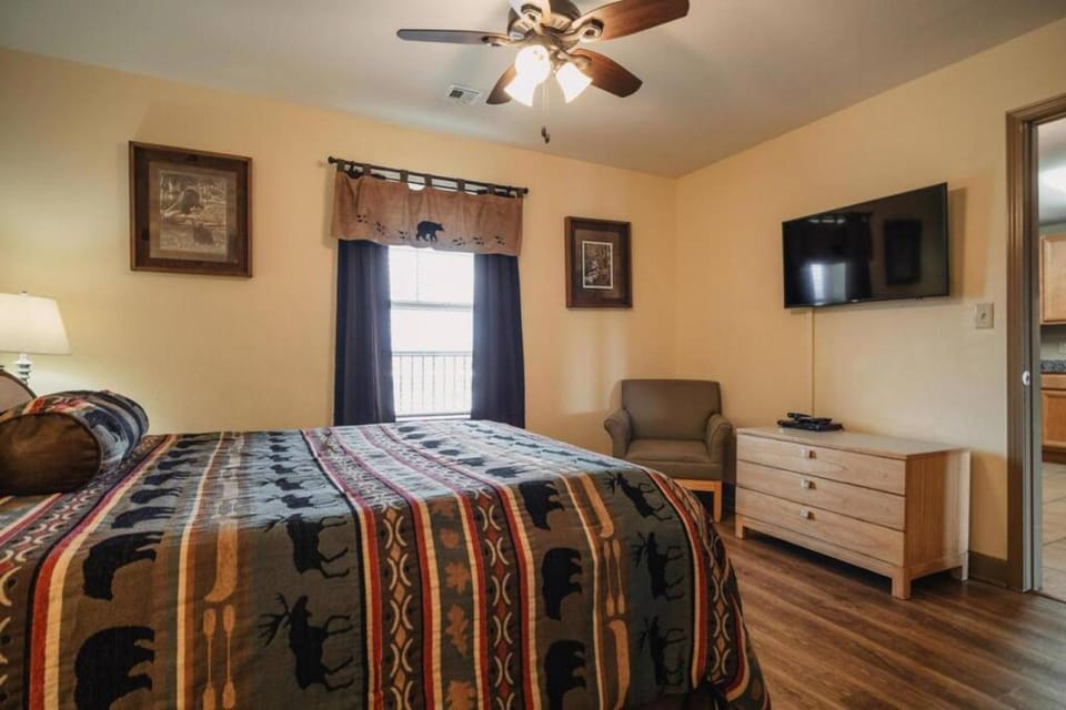 MVC - Unit 2602 - Sweet Serenity Apartment in Pigeon Forge