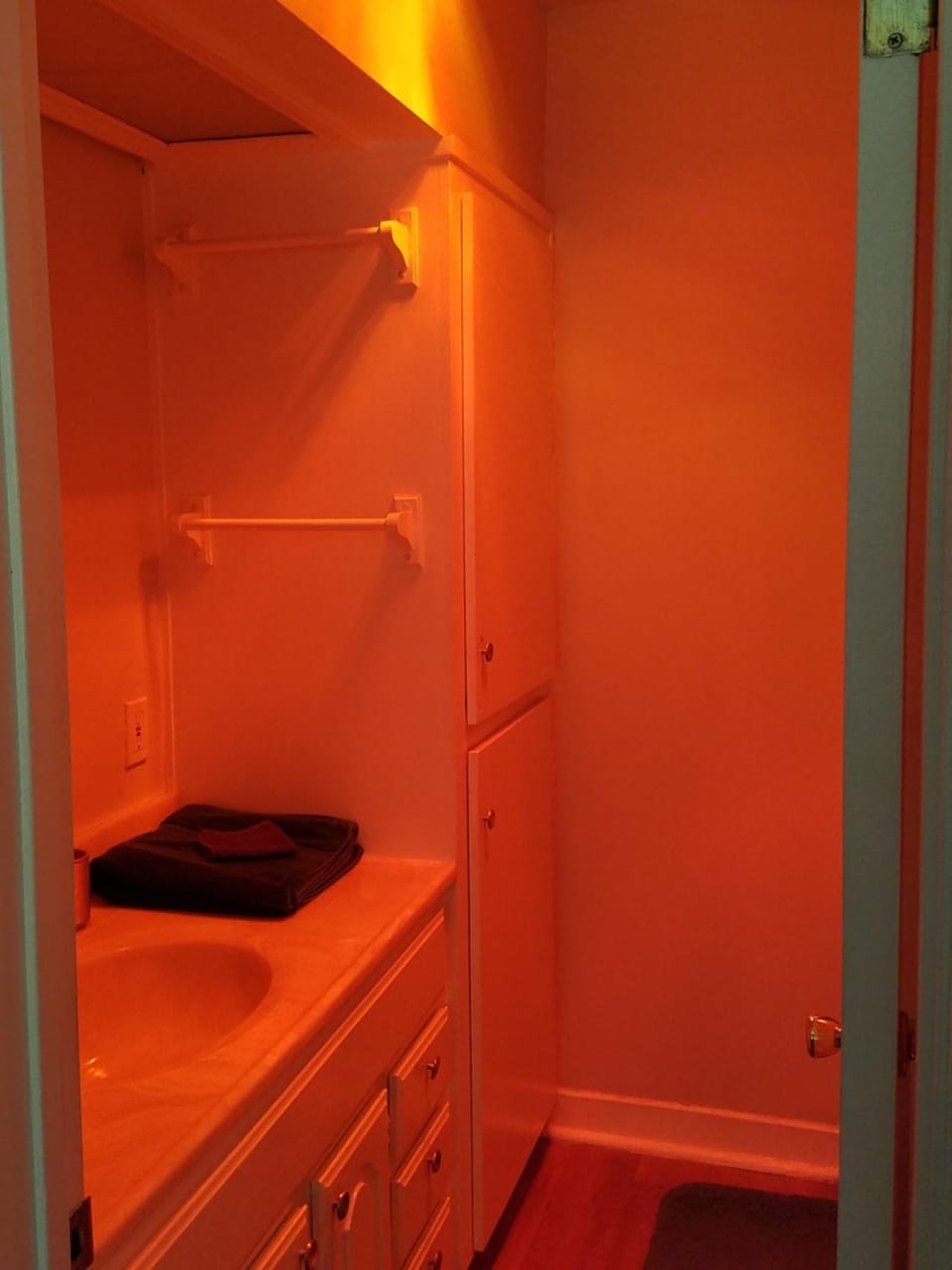 Woodland Hills BEST Priced Room Vacation rental in Tarzana