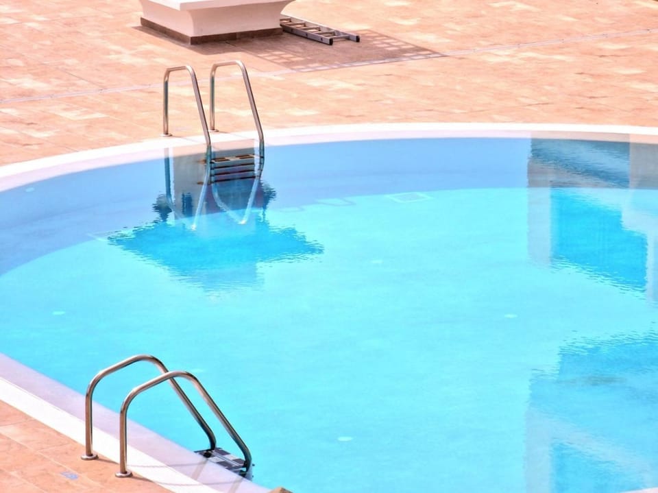 Pool view, Swimming pool
