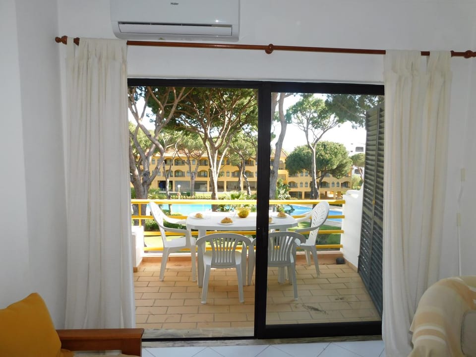 Balcony/Terrace, Living room
