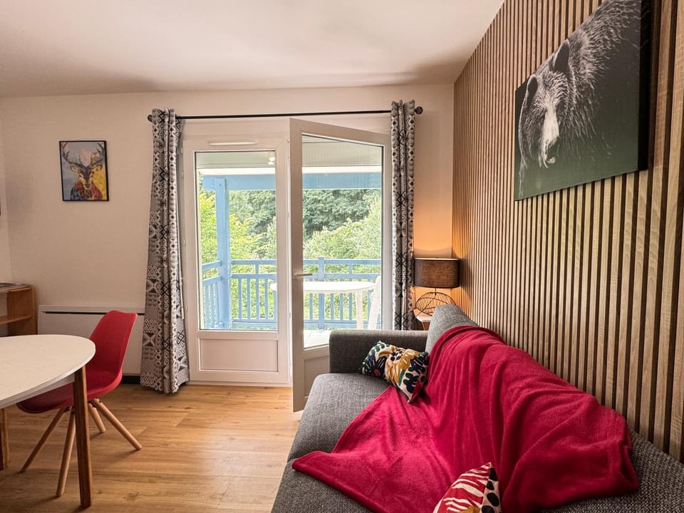 T3 duplex 6 couchages parking et balcon sud Apartment in Cauterets