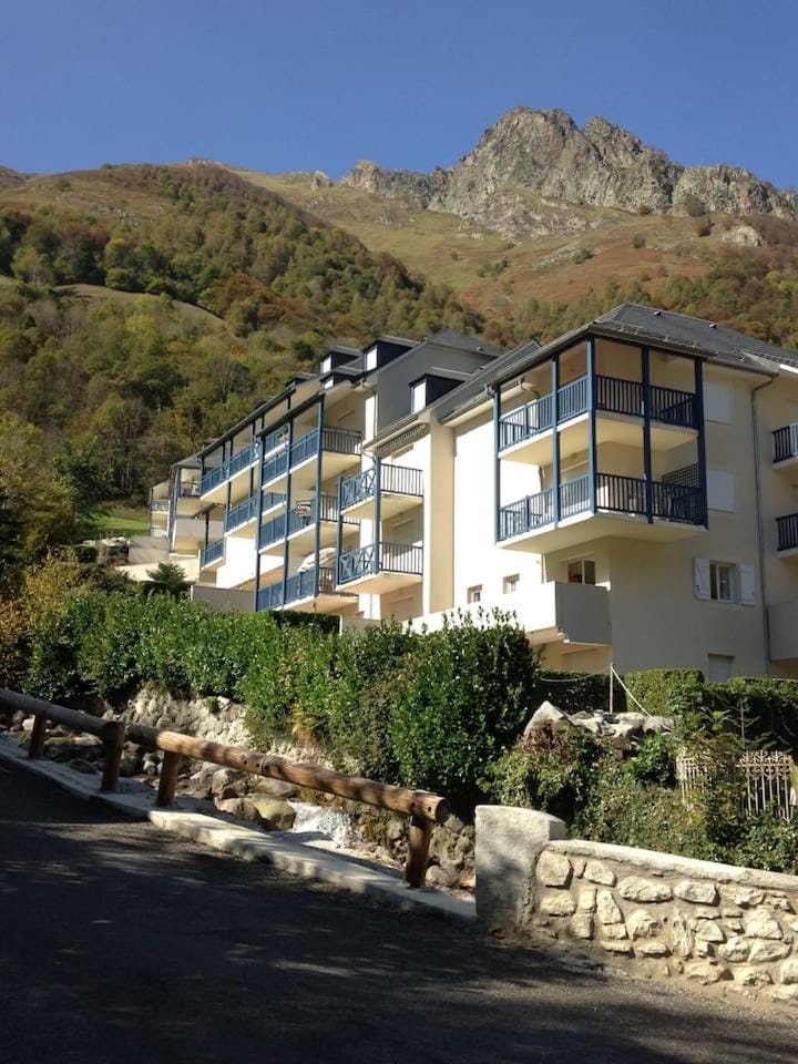 T3 duplex 6 couchages parking et balcon sud Apartment in Cauterets