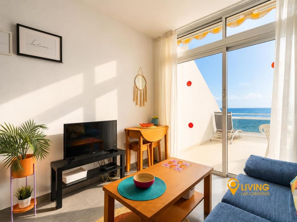 TV and multimedia, Balcony/Terrace, Living room, Sea view