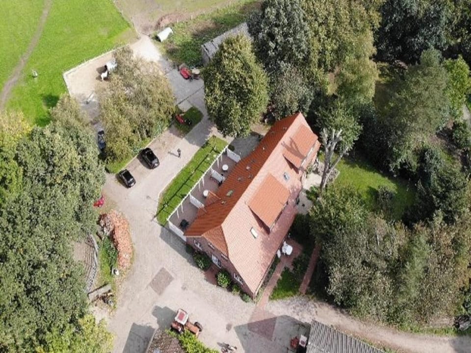 Property building, Facade/entrance, Bird's eye view, Garden, Street view