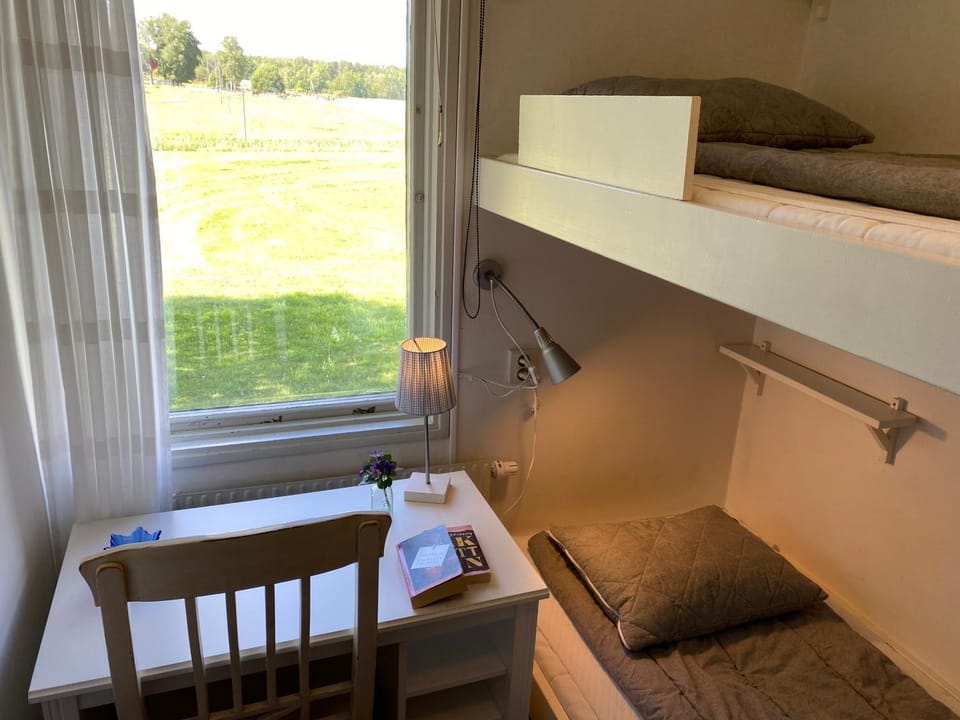Bogesund Slottsvandrarhem B&B Bed and Breakfast in Stockholm County