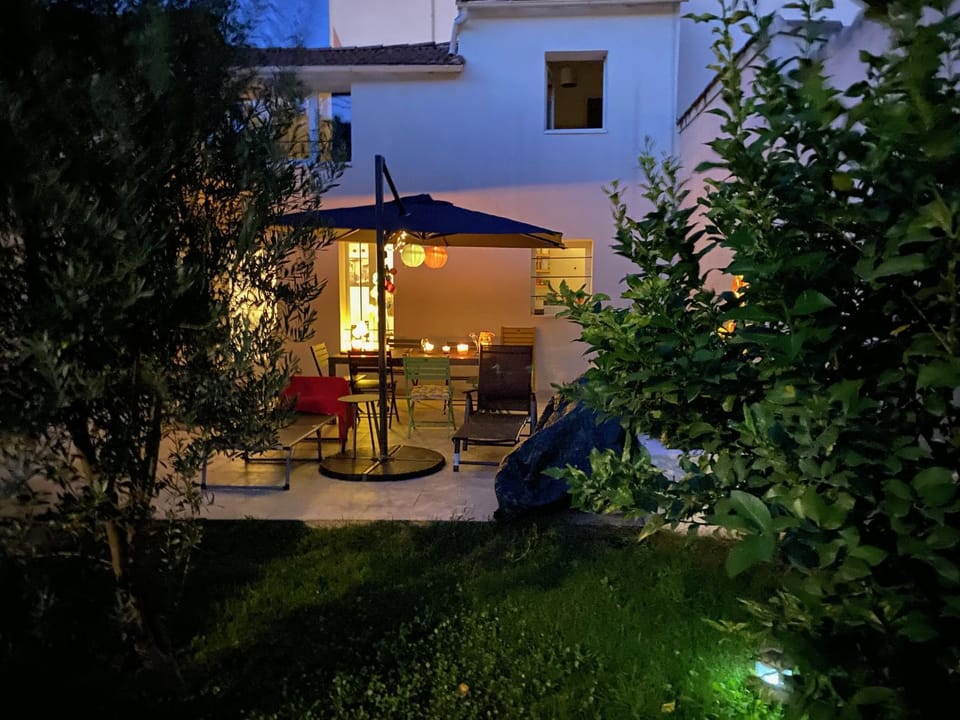 Night, Garden